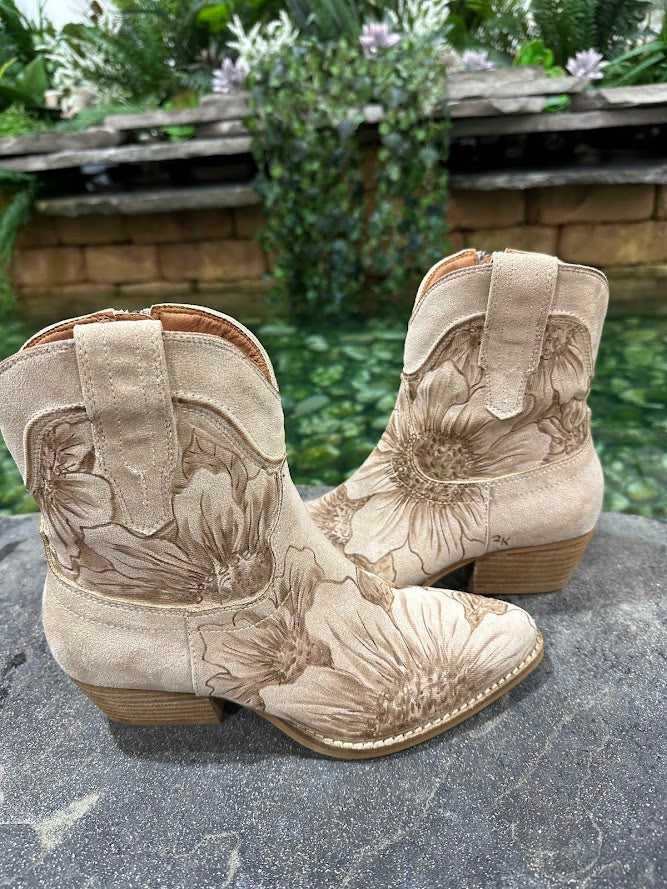 Dallas Taupe Floral Burnt Boots