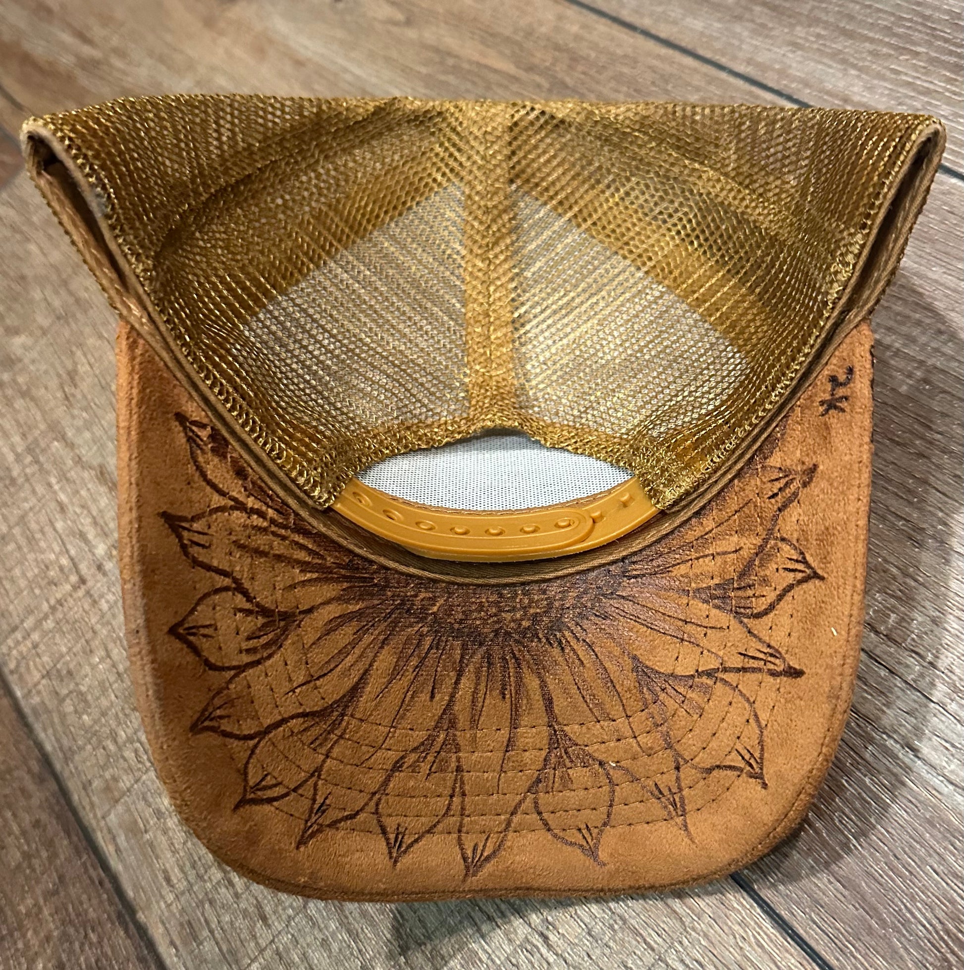 trucker hat