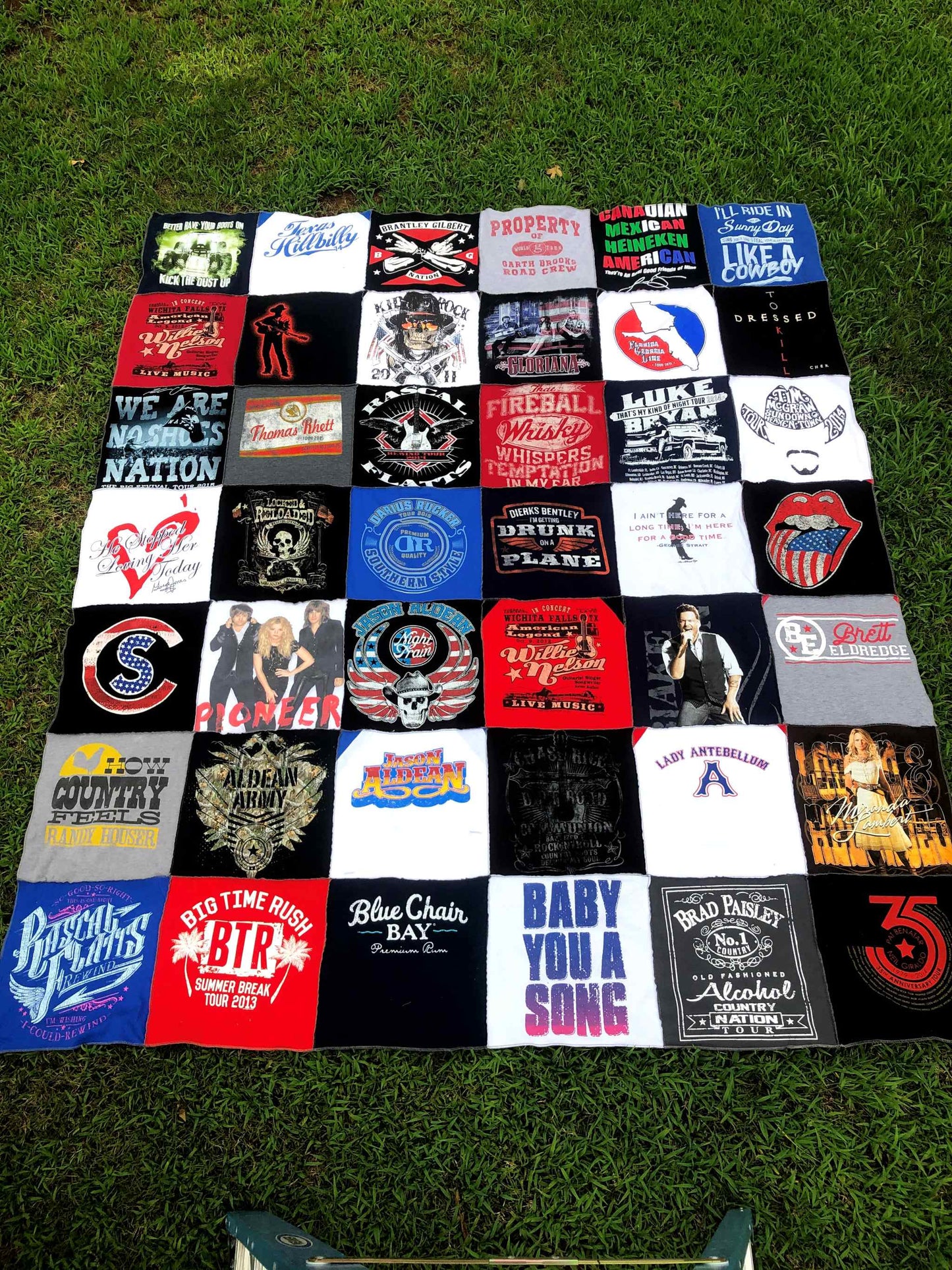 custom t-shirt quilt